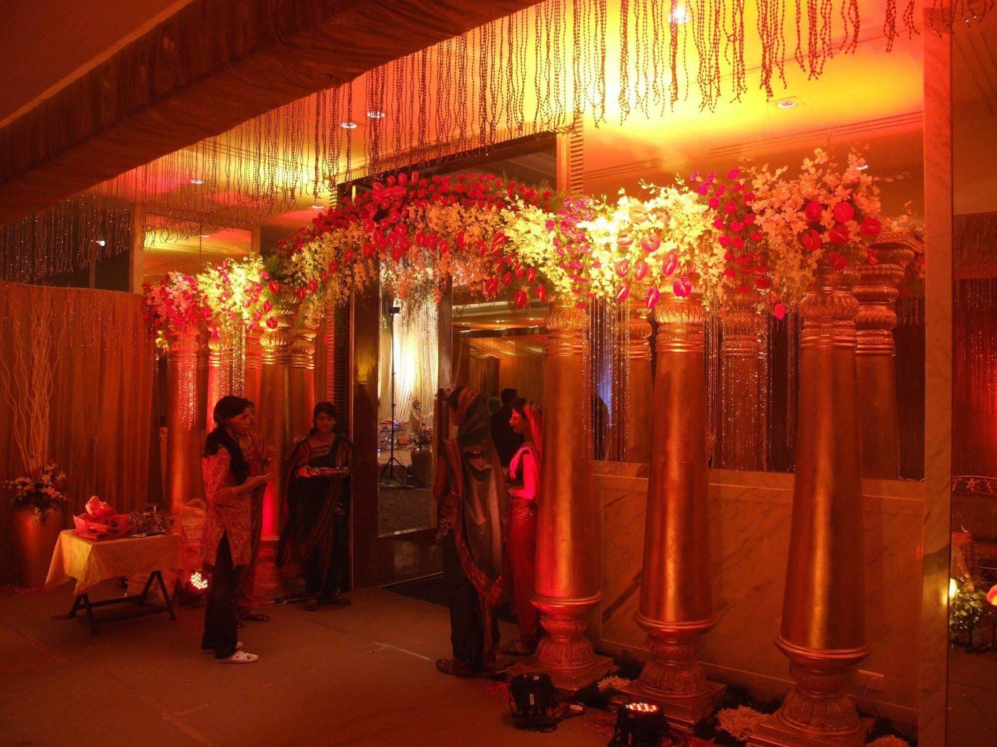 Hotel Centre Point Nagpur Exterior foto
